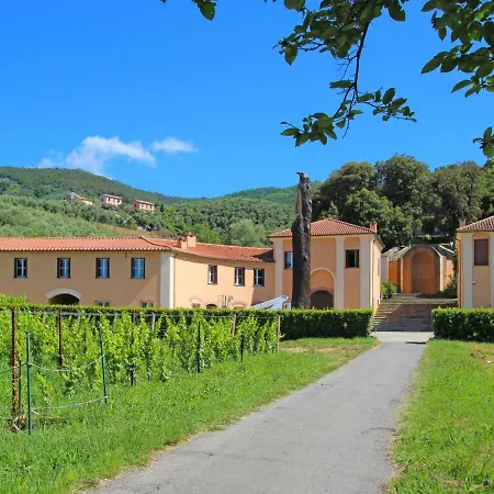 Appartamento Casa Del Gemmo By Interhome